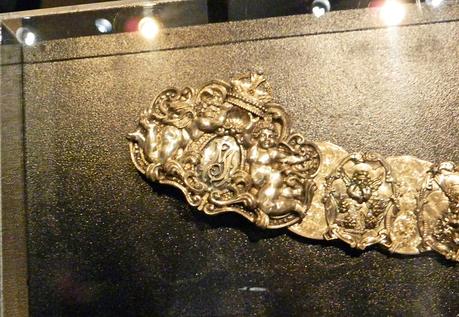 2013101937 Cleveland Rock and Roll Hall of Fame Michael Jackson belt