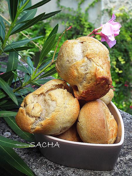 Popovers petits pains anglais :clichés et diaporama , Balade à St Guilhem-le-Désert en clichés et diaporama