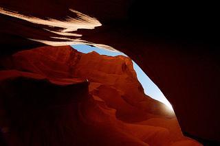 Lever du soleil sur les montagnes - Antelope Canyon