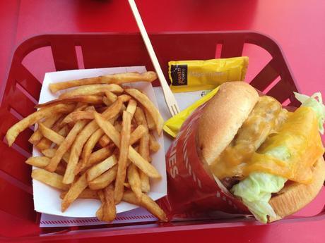 burger and fries paris