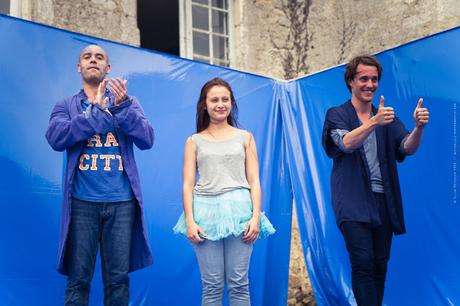 De la Barbe bleue et du tissu suspendu