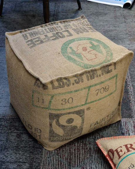 Pouf en toile de jute