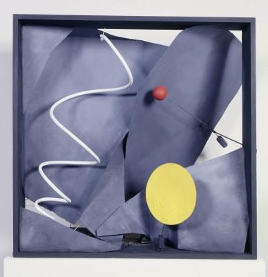 Black Frame, 1934  Cadre noir  Bois, tôle et peinture, avec moteur, 94 x 94 x 61 cm  Calder Foundation, New York  © Calder Foundation, New York / 2014, ProLitteris, Zurich