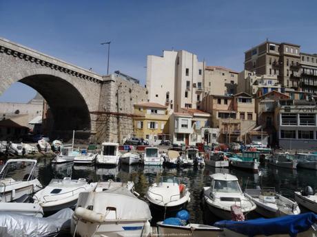 Balade-vallon-des-auffes-marseille-13_gagaone