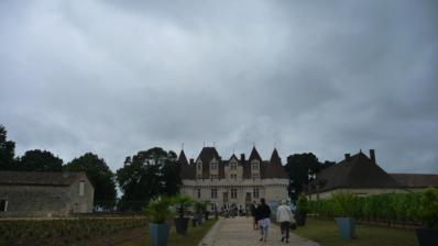 Coup d’œil sur le château de Monbazillac