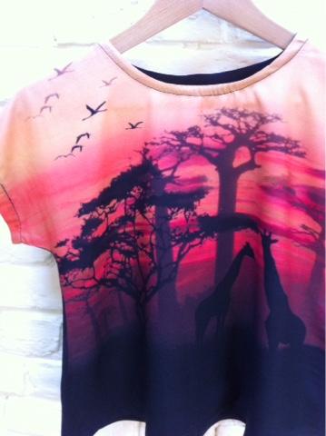 Couture, this is Afrika Top tissu Tito Lille