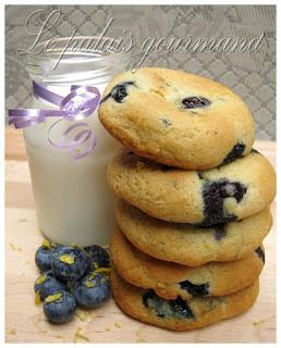 Biscuits moelleux au citron et bleuets