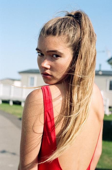 Look At Me Now : Lily Bridger par Tommy Wharfe look-at-me-now-tommy-wharfe-lily-bridger-10
