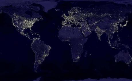 Image satellite de la Terre nocturne en 2000   Source : notre-planete.info, http://www.notre-planete.info/environnement/pollution-lumineuse.php