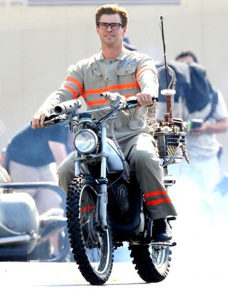 Chris Hemsworth: sa première photo dans Ghostbusters