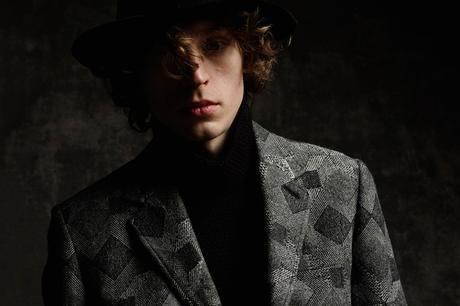 IROQUOIS – F/W 2015 COLLECTION LOOKBOOK