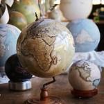 EXCLU : Dans une fabrique de globes terrestres