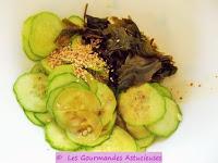 Salade de concombres et de Wakamé à la japonaise (Vegan)