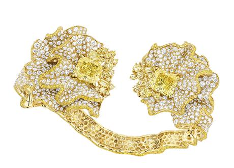 BRACELET FRONCE DIAMANT JAUNE
750/1000e or jaune, diamants
et diamants jaunes