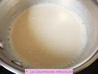 Gâteau de semoule aux Reine-Claude caramélisées (Vegan)