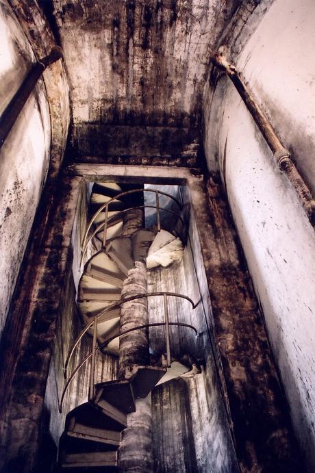 Vernissage et Duo violoncelle et piano au Domaine de LA TOUR – Nébian Vernissage et Duo violoncelle et piano au Domaine de LA TOUR – Nébian