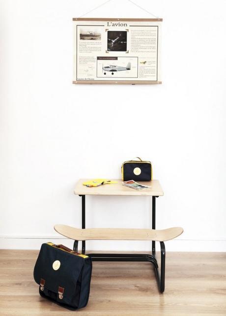 bureau_enfant_bois_pietement_noir_serendipity 429€