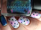 aussi tamponn' tapes dans mains!