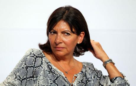 Hidalgo : la maire Syriza qui veut se faire passer pour mère Thérésa !