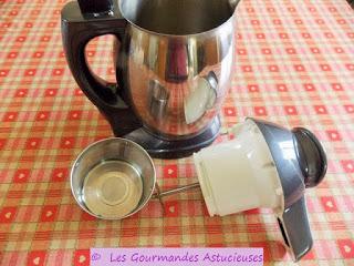 Soupe à la courgette et au céleri branche (Vegan)