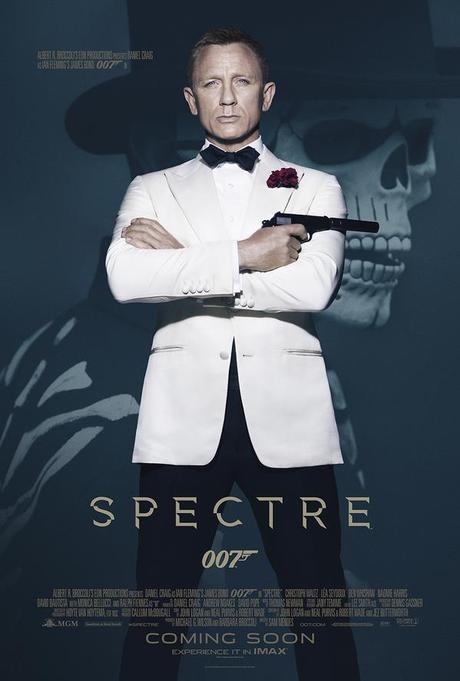 Costumes Blancs, noeuds papillon et James Bond Girl : les dernières nouvelles du phénomène Bond