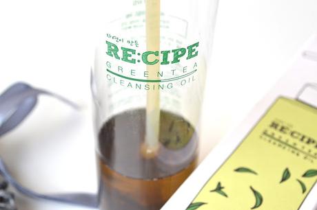 Du thé vert dans une huile démaquillante : c'est signé RECIPE !