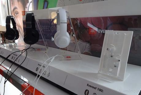 IFA 2015 : JBL lance une nouvelle série d’écouteurs et de casques sans fil, Everest IFA 2015 : JBL lance une nouvelle série d’écouteurs et de casques sans fil, Everest