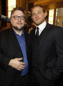 Hunnam Del Toro