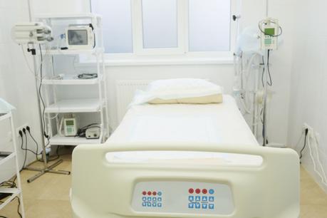 Crédit : hôpital par Shutterstock