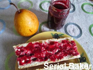 Confiture poire-mûre