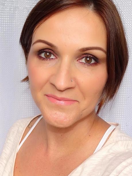 Je suis Mystérieuse ou Délicieuse avec le Rouge-Pinceau Lèvres velours de Beauty Success