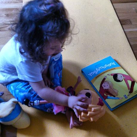 YogAmusant: Le livre pour les mini apprentis Yogi!
