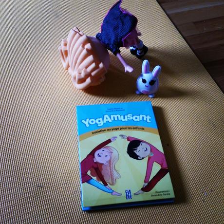YogAmusant: Le livre pour les mini apprentis Yogi!