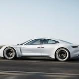 Porsche Mission E: de l’électricité dans l’air
