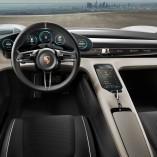 Porsche Mission E: de l’électricité dans l’air