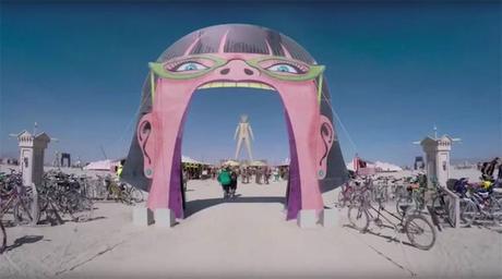 Burning-Man-2015-Carnival-Of-Mirrors-6