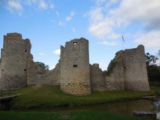 chateau de commequiers