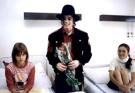 Michael-Jackson-childrens-hospital-in-Prague-62109659528 (1)