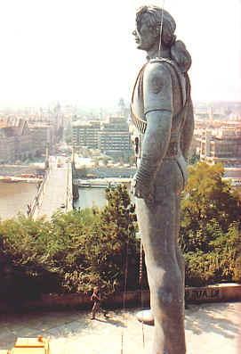 MJ-Statue-Prague