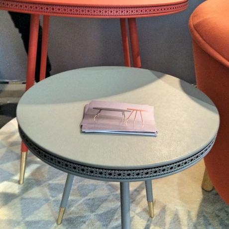 La table cuir fleuri de Bethan Gray