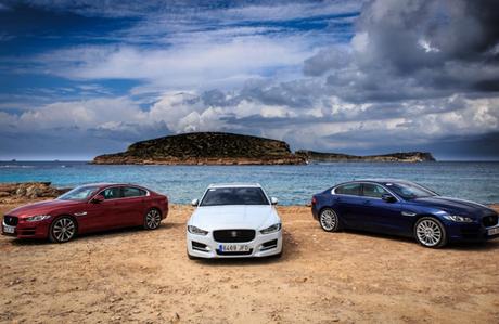 CLUBBING : A la découverte de la Jaguar XE, avec Armin Van Buren, à Ibiza