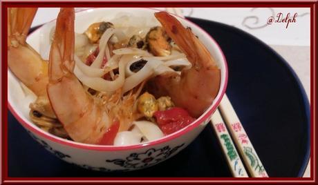 Nouilles de riz aux gambas et moules Nouilles de riz aux gambas et moules