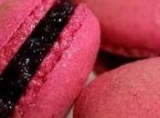 Macarons mûre amande