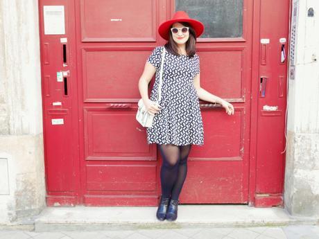 Sous le chapeau rouge Mademoiselle Modeuse blog mode Bordeaux