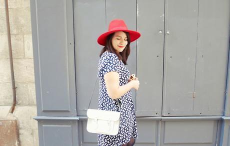 Sous le chapeau rouge Mademoiselle Modeuse blog mode Bordeaux
