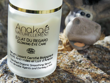 Hydrater ses yeux sensibles avec le lait d'ânesse d'Anakaé, made in Strasbourg !