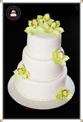wedding cake lys et orchidées