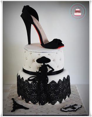 Cake design petite robe noire