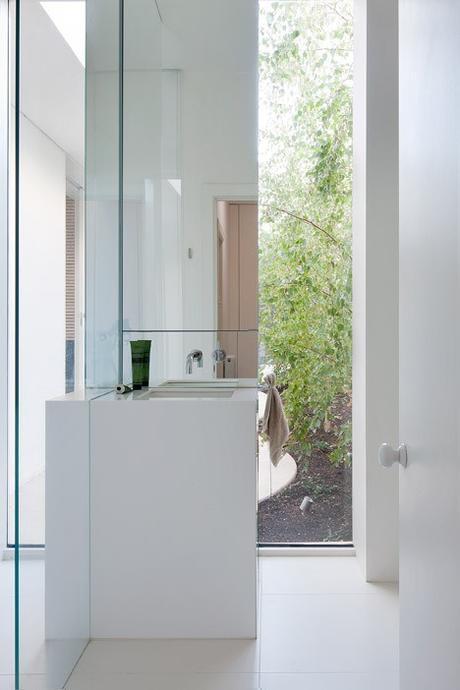 Alfred-Sreet-Residence-Studiofour-Dezeen-magazine-Remodelista-10