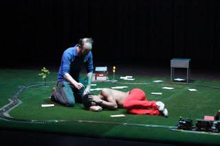 Le bizarre incident du chien pendant la nuit mis en scène par Philippe Adrien